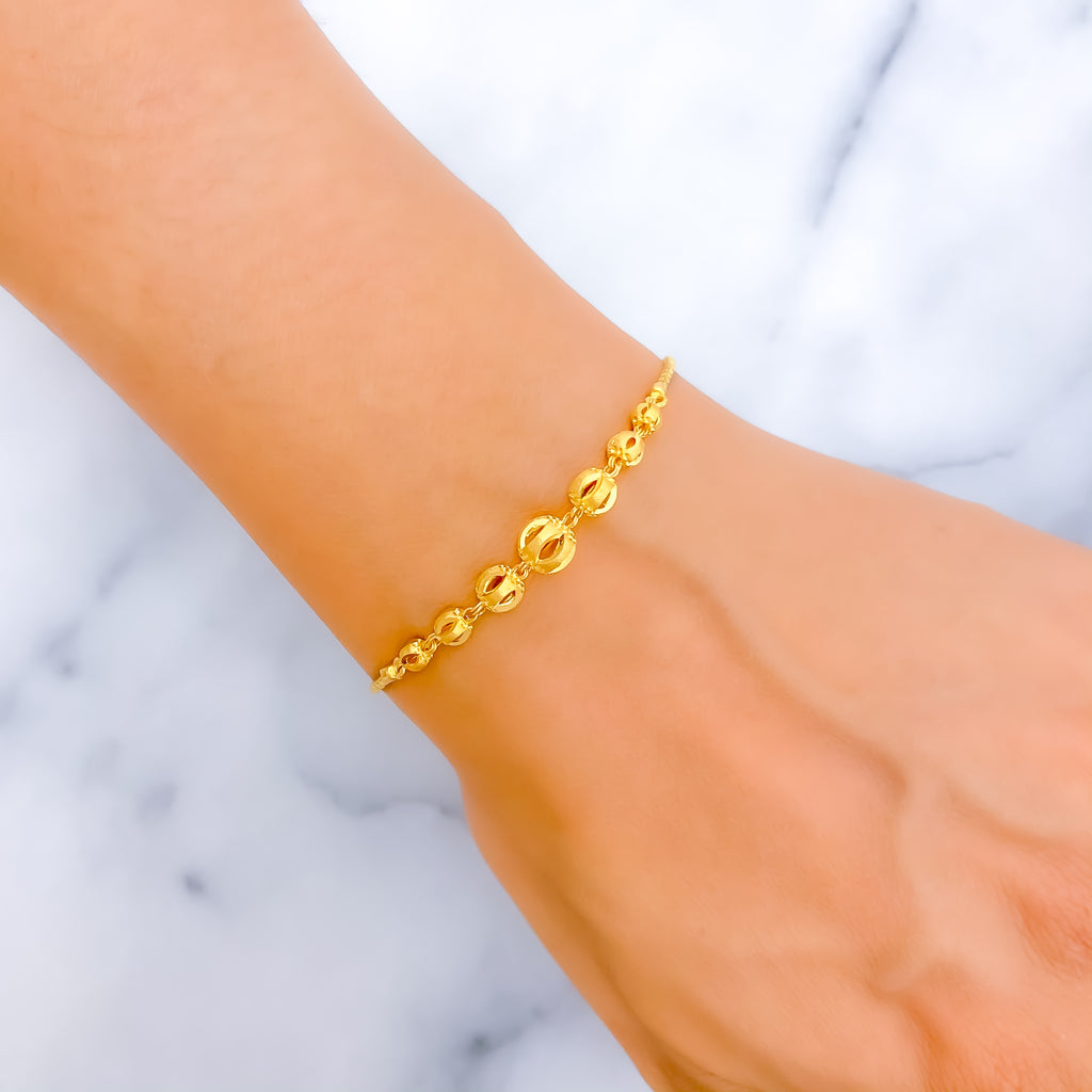 Unique Cutwork Orb 22K Gold Bracelet – Andaaz Jewelers