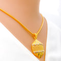 upscale-etched-22k-gold-pendant-set
