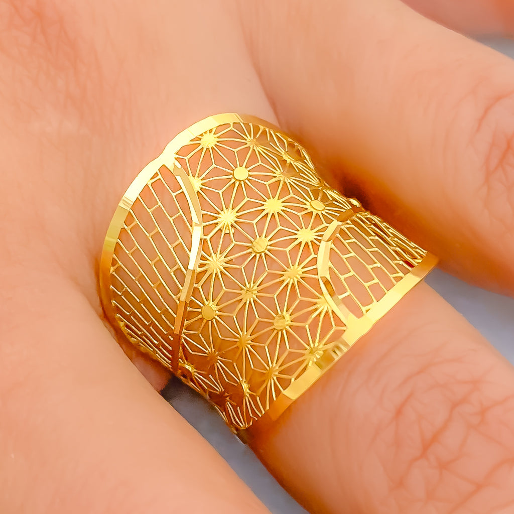 Opulent Sleek 21k Gold Mesh Ring – Andaaz Jewelers