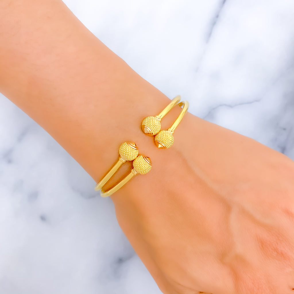 Evergreen Opulent 22k Gold Bangle Bracelet – Andaaz Jewelers