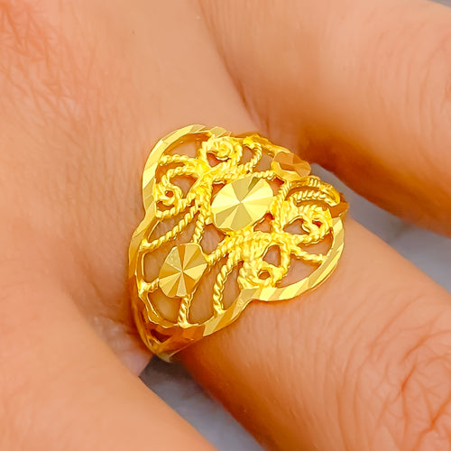 trendy-decorative-22k-gold-ring