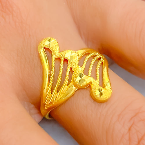 bold-ethereal-22k-gold-ring