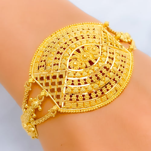 Gorgeous Glistening 22k Gold Statement Bracelet