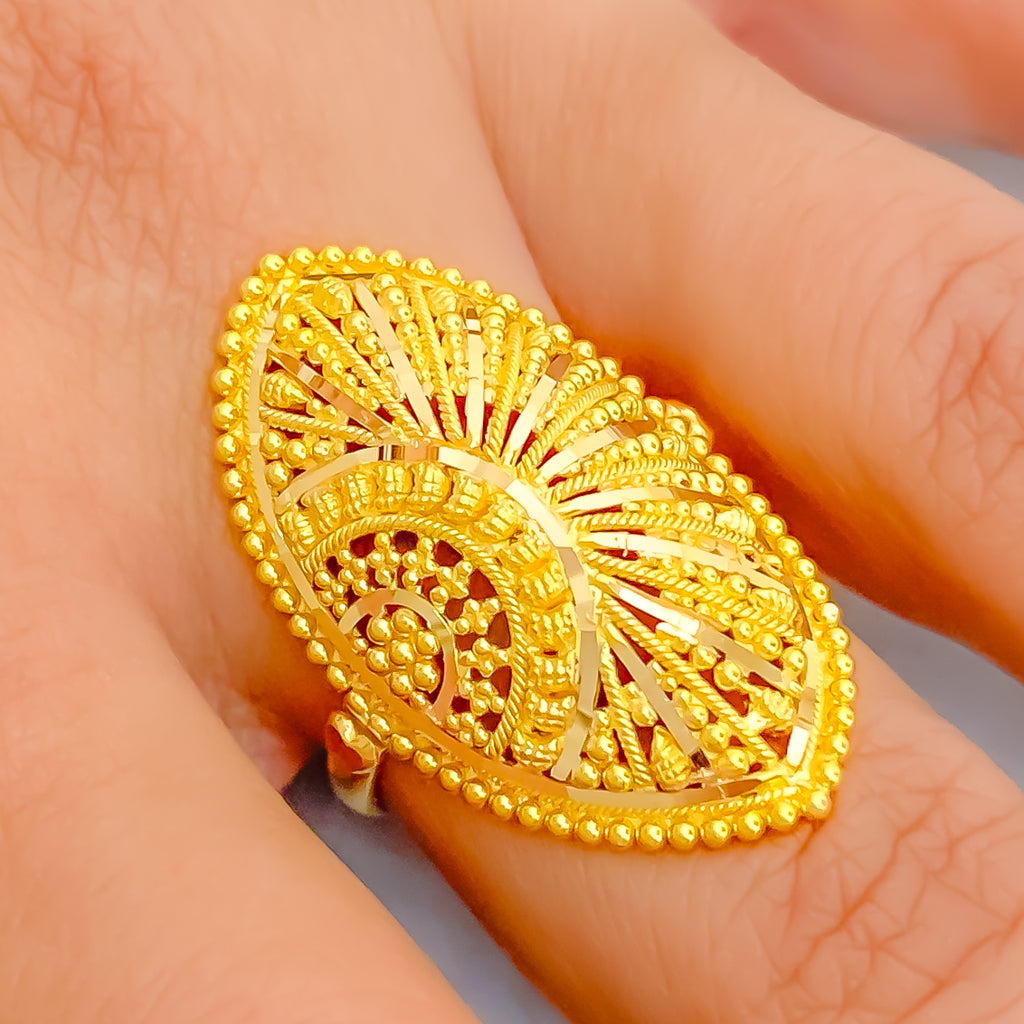 アクセサリー Anggi Agus triana アクセサリー Anggi Agus triana Unique Striped Marquise 22K