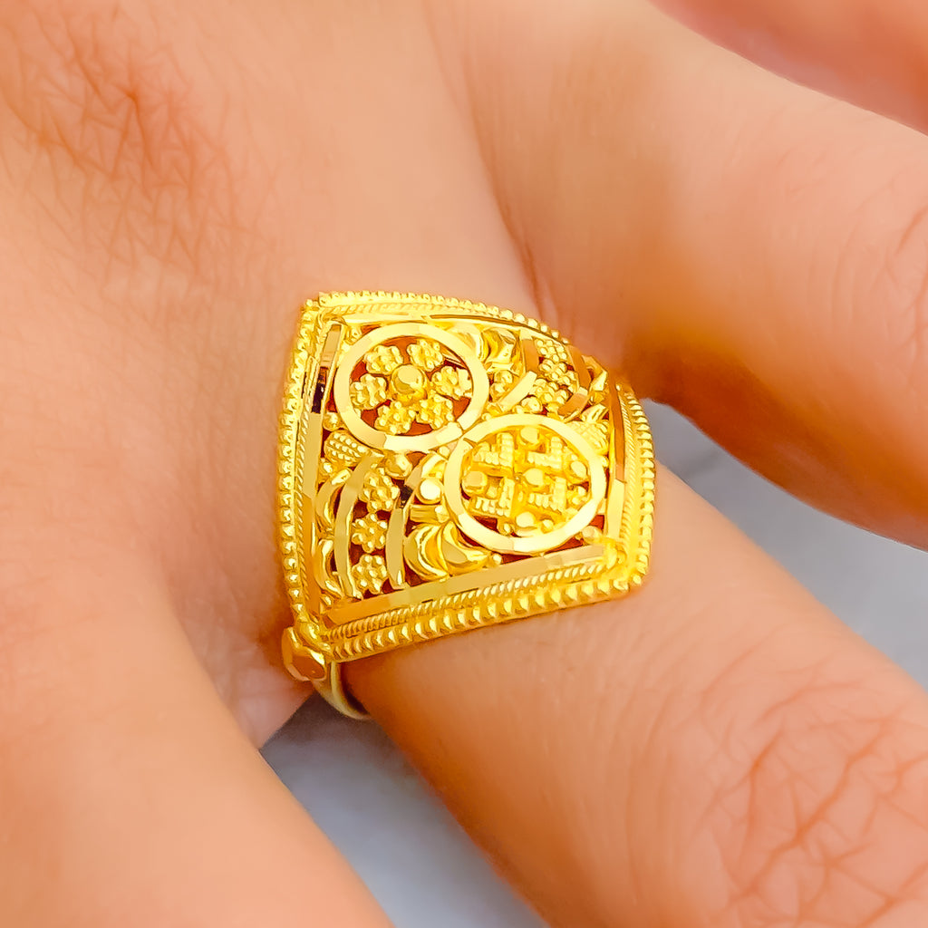 Impressive Artistic Dual Flower 22K Gold Ring – Andaaz Jewelers