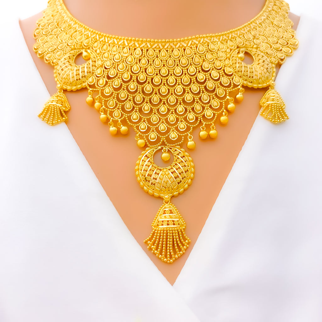 Extravagant Crescent Drop 22k Gold Necklace Set – Andaaz Jewelers