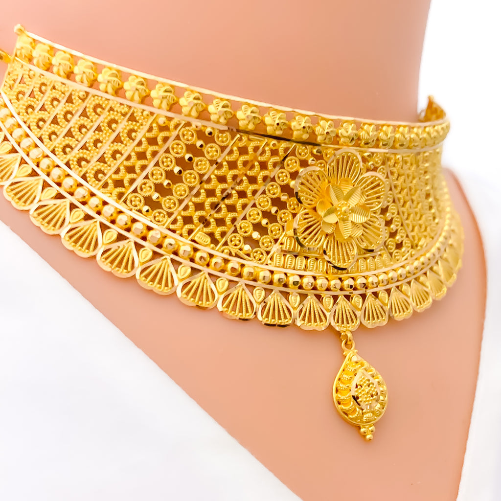 Geo Flower Open Choker Necklace - Gold main image 1