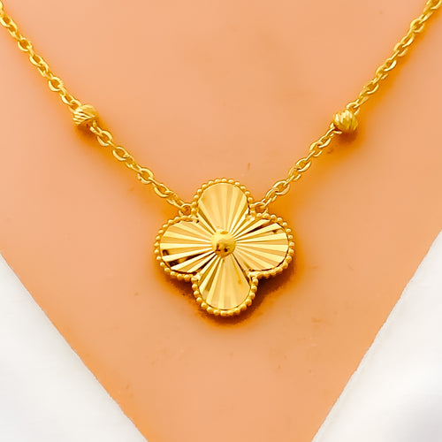 fancy-petite-single-gold-clover-21k-necklace-set