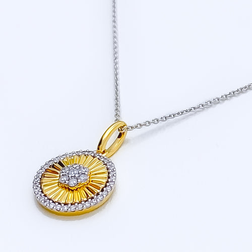 reflective-diamond-18k-gold-pendant