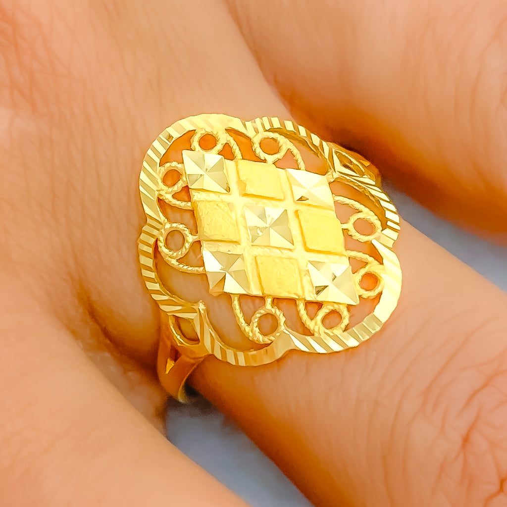 Jazzy Diamond-Shaped 22k Gold Ring – Andaaz Jewelers