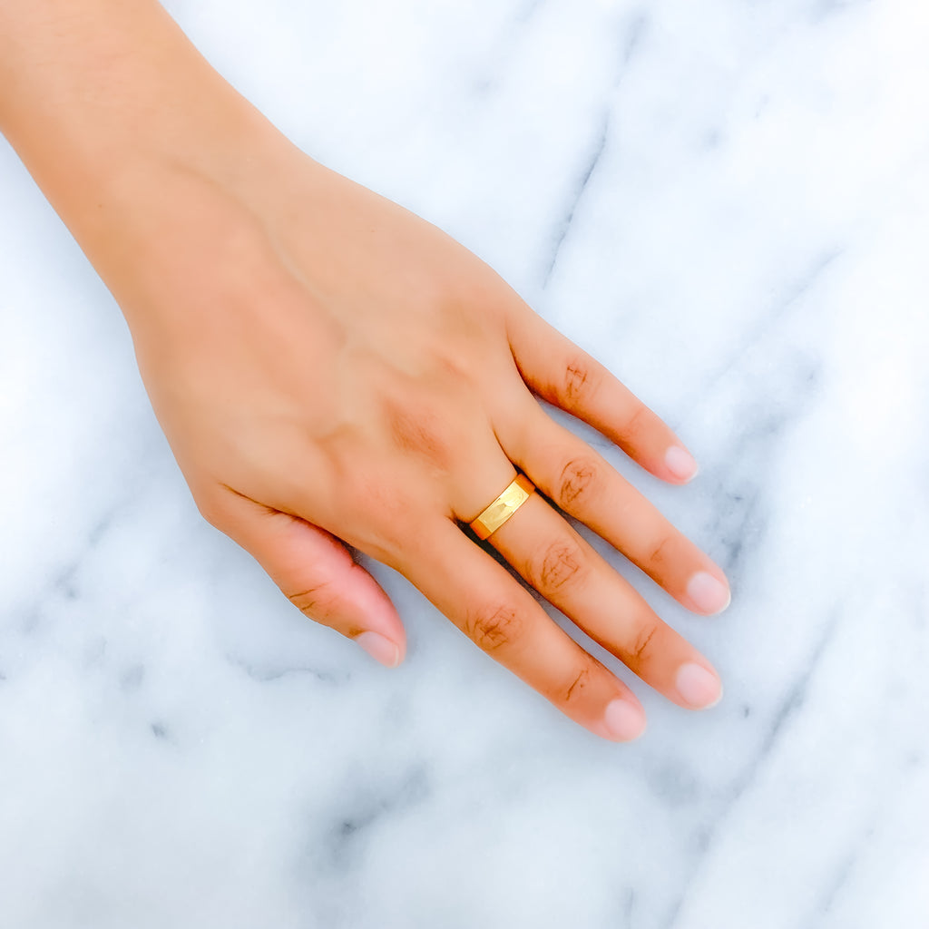 Fancy Gold Jaguar Band – Andaaz Jewelers