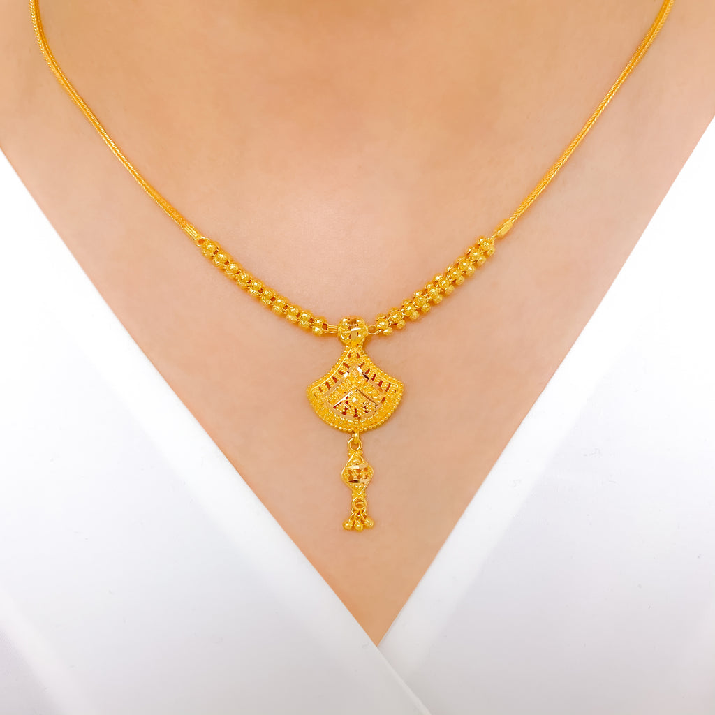 Classic Hanging Necklace Set Andaaz Jewelers