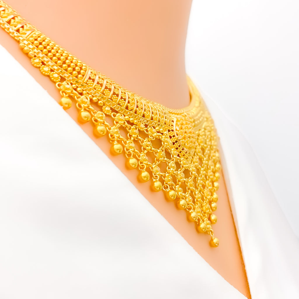 Festive Netted V-Shaped Necklace Set – Andaaz Jewelers