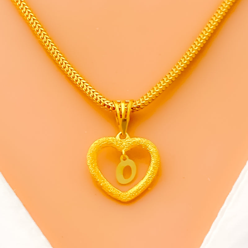 blooming-heart-o-22k-gold-letter-pendant