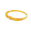 Contemporary Interlinked 22k Gold Bangle Bracelet 