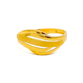 Versatile Interlinked Striped 22k Gold Ring 