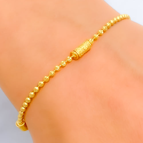 subtle-lovely-22k-gold-bracelet