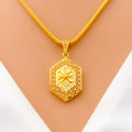 lovely-geometric-22k-gold-mesh-pendant