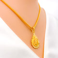 dazzling-paisley-22k-gold-mesh-pendant