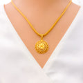 exquisite-round-22k-gold-mesh-pendant