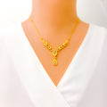 Alternating Leaf Adorned 22k Gold Light-weight Necklace Set