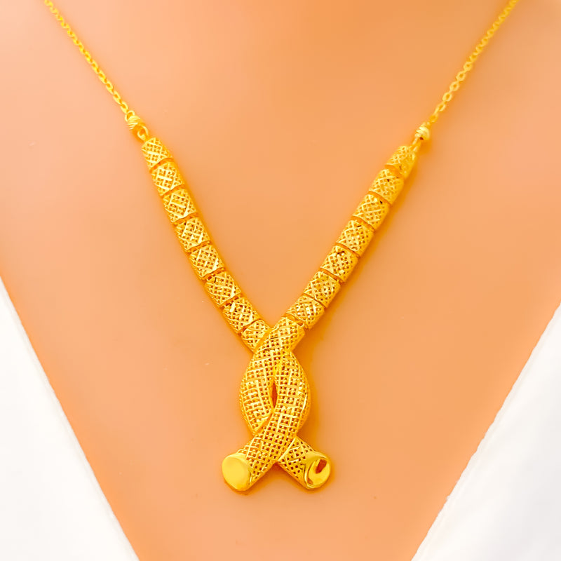 Delicate Delightful 22k Gold Light-weight Necklace Set