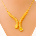 Evergreen Shimmering 22k Gold Light-weight Necklace Set