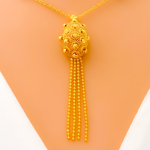 eloquent-detailed-22k-gold-pendant-w-chain