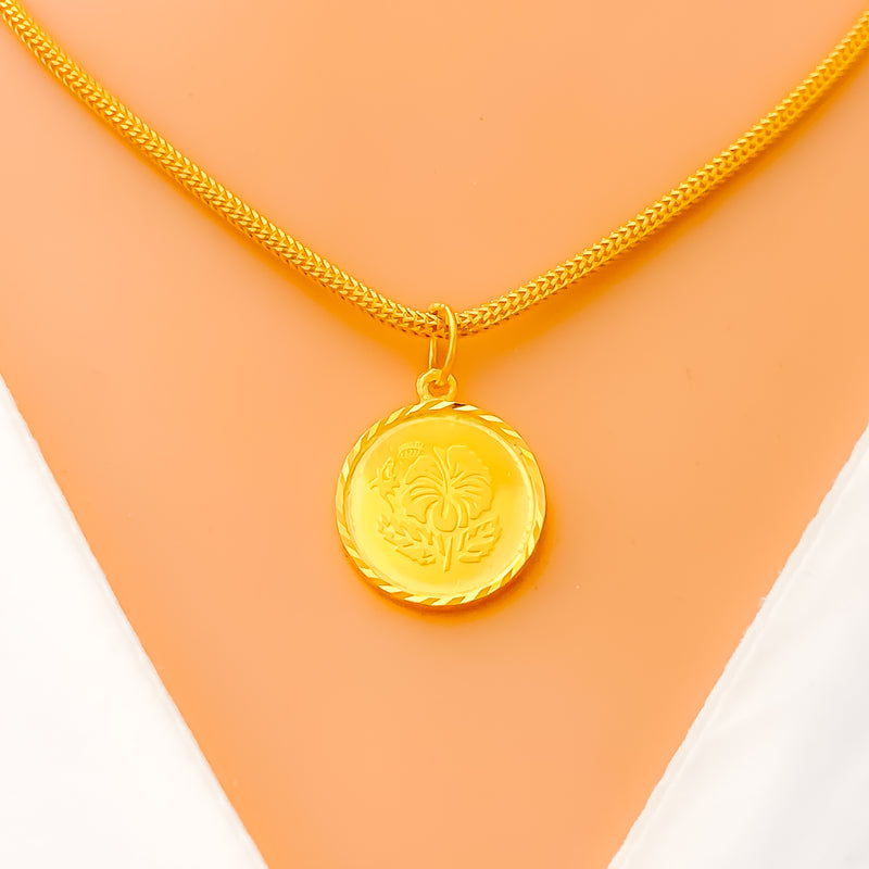 Petite Classy 22k Gold Pendant