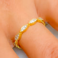 mod-marquise-18k-gold-diamond-band