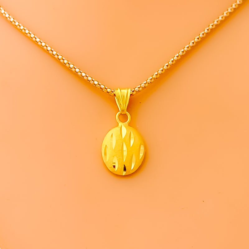 Everyday Ornate 22k Gold Pendant 