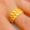 Delightful Interlinked 22k Gold Ring