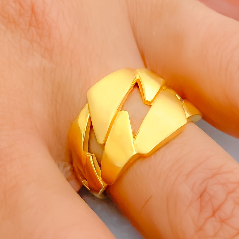 Classic Radiant 22k Gold Ring