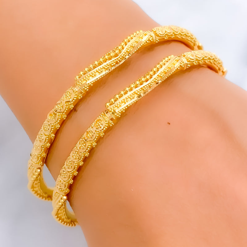Distinctive Priceless 22k Gold Bangle Pair