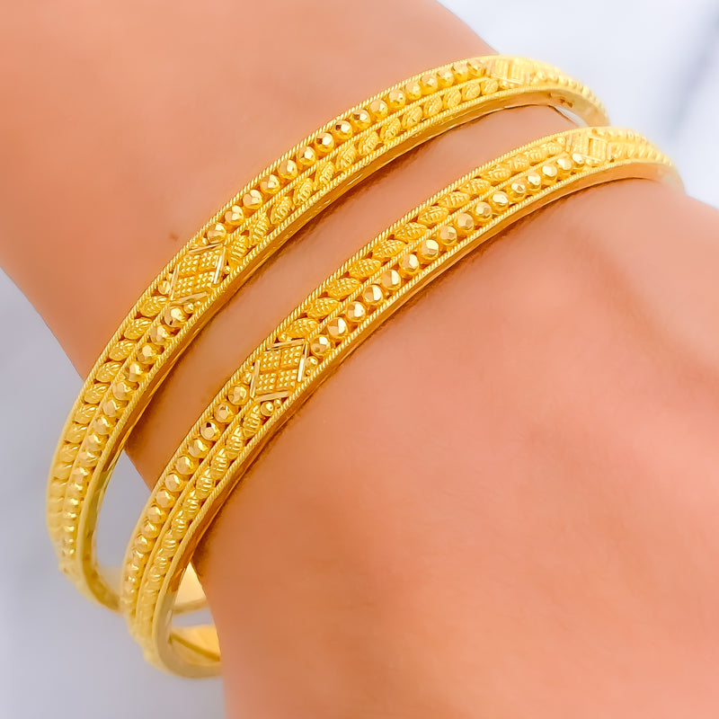 Beautiful Heirloom 22k Gold Bangle Pair