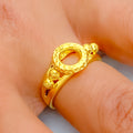 bold-vivid-21k-gold-ring