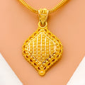 delightful-charming-22k-gold-pendant-set