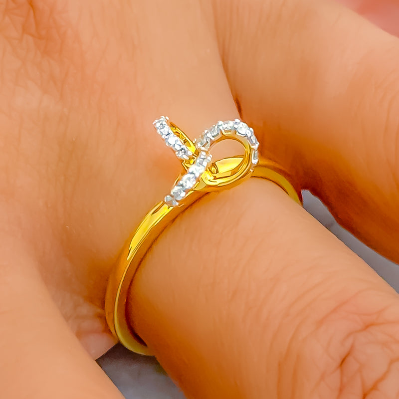 posh-knotted-18k-gold-diamond-ring
