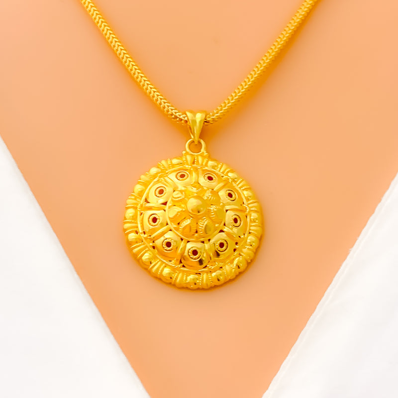 palatial-vibrant-22k-gold-pendant