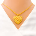 Decorative Chequered 22k Gold Heart Pendant 