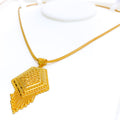 majestic-dangling-22k-gold-pendant