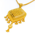 classic-opulent-22k-gold-pendant