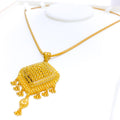 classic-opulent-22k-gold-pendant