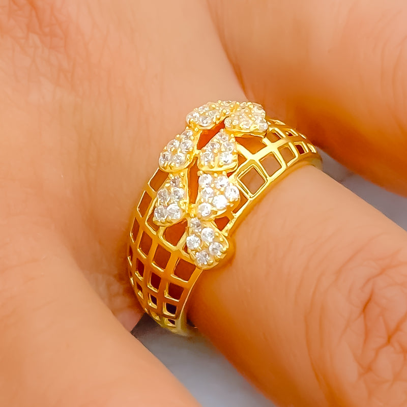 Checkered Leaf 22k Gold CZ Ring