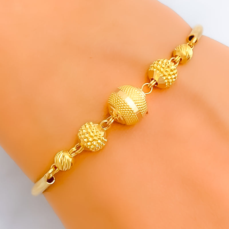Graduating Ornamental 22k Gold Bangle Bracelet