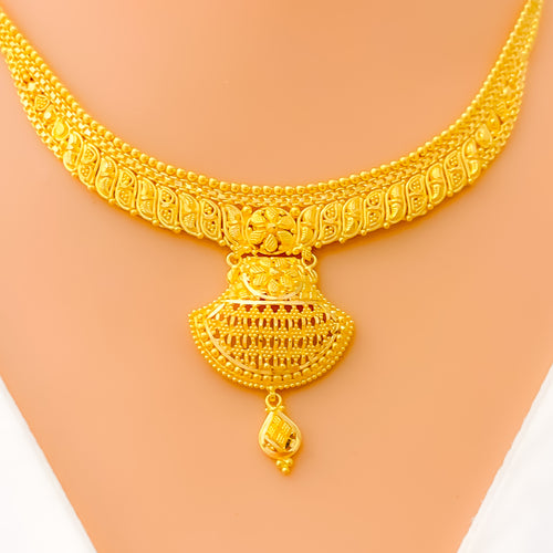 vibrant-etched-22k-gold-necklace-set