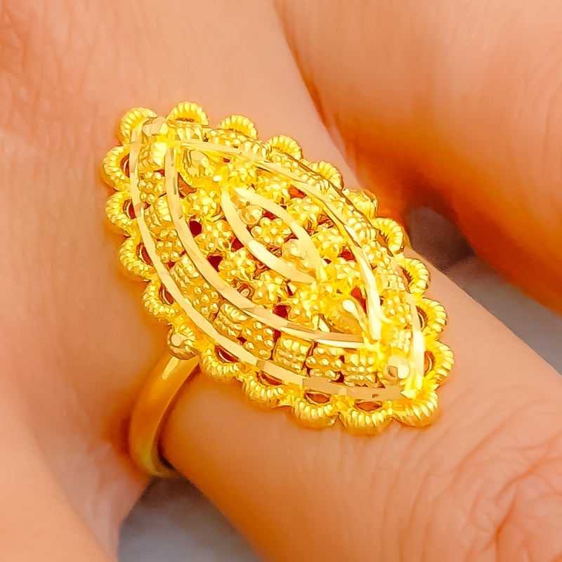 Traditional Glowing 22K Gold Ring