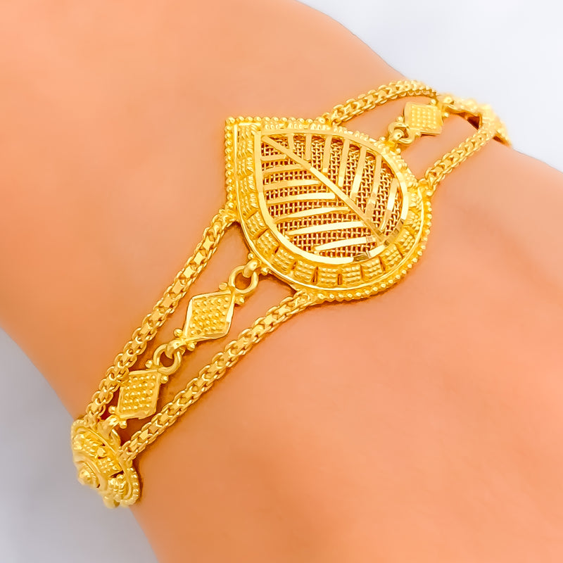 palatial-exclusive-22k-gold-bracelet
