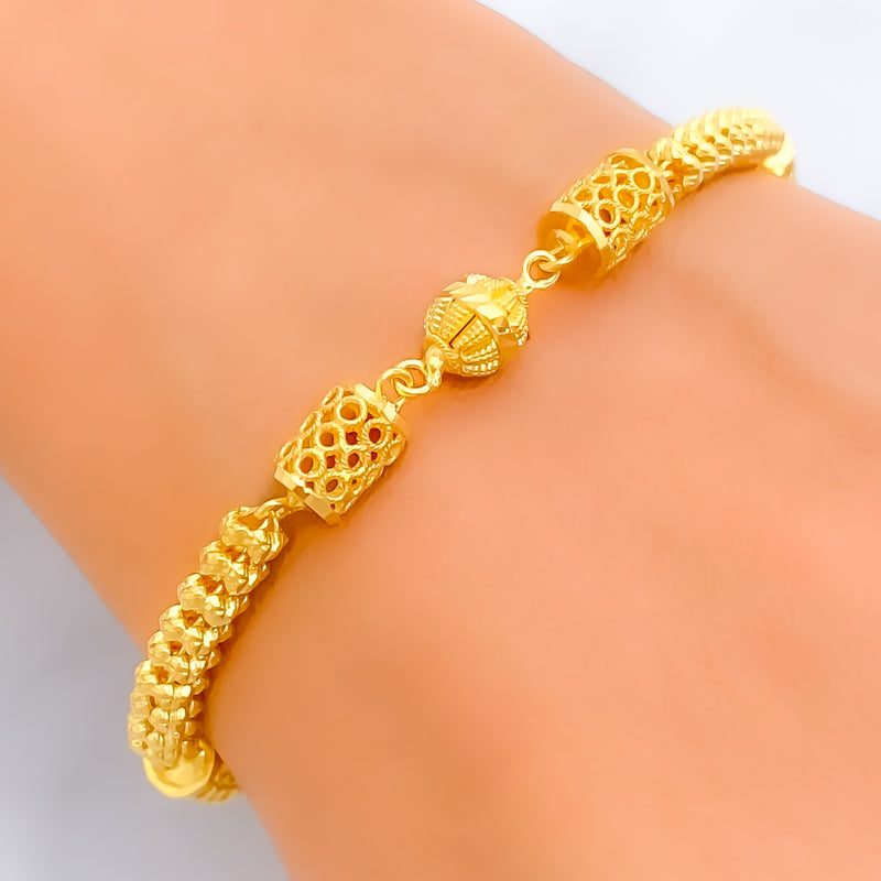 lavish-adorned-22k-gold-bracelet