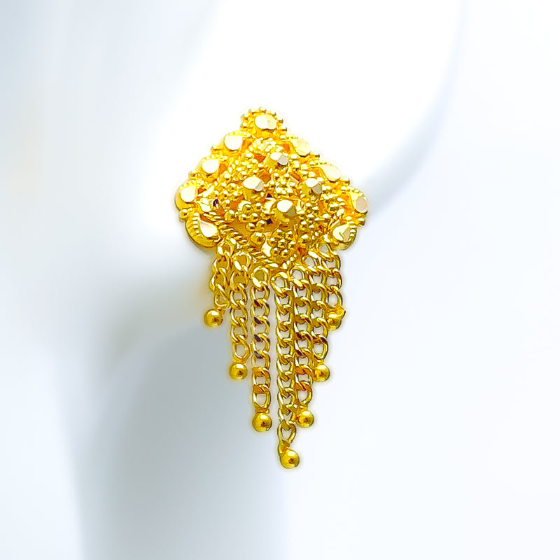 dazzling-artistic-22k-gold-hanging-earrings
